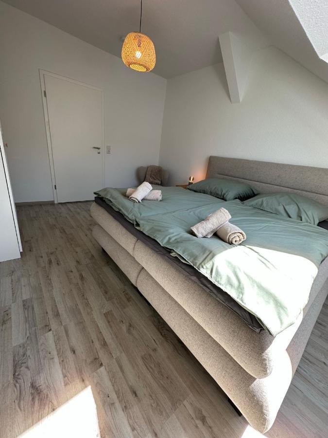 Gemuetliche Neurenovierte Dachgeschosswohnung إرفورت المظهر الخارجي الصورة