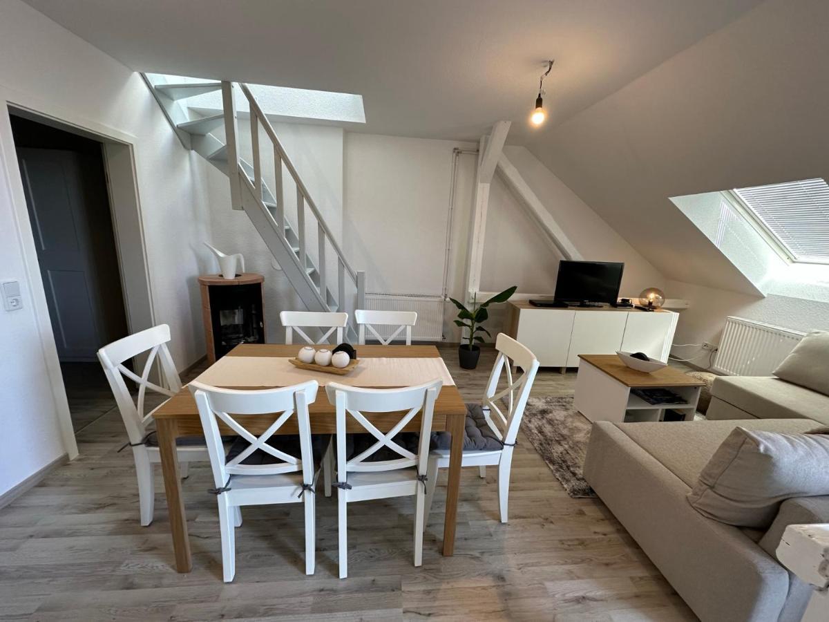 Gemuetliche Neurenovierte Dachgeschosswohnung إرفورت المظهر الخارجي الصورة